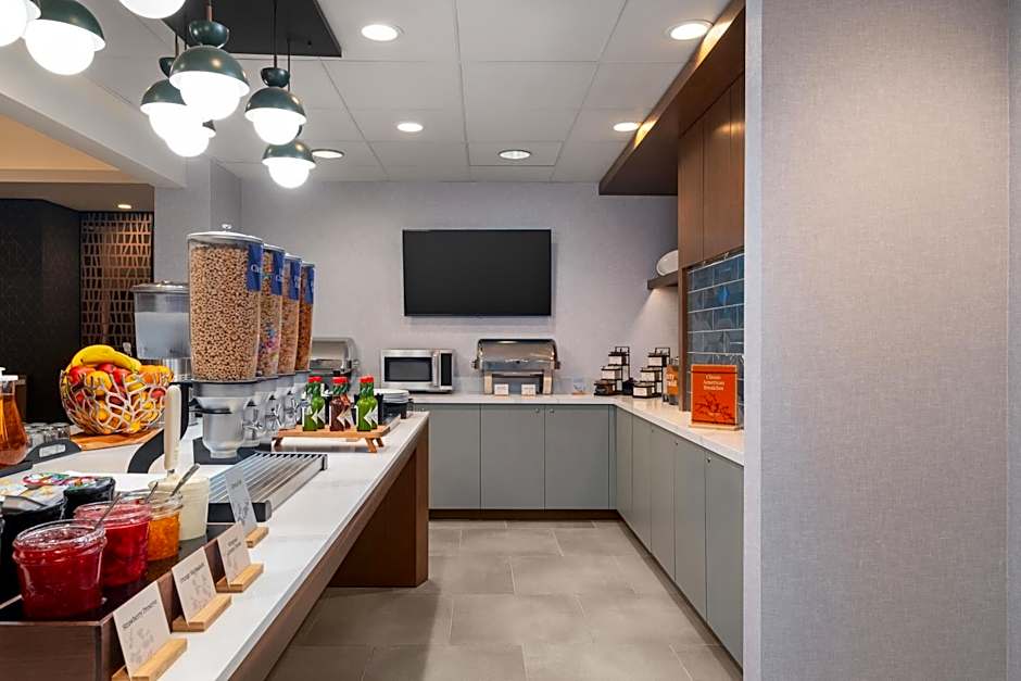 Homewood Suites By Hilton Fresno