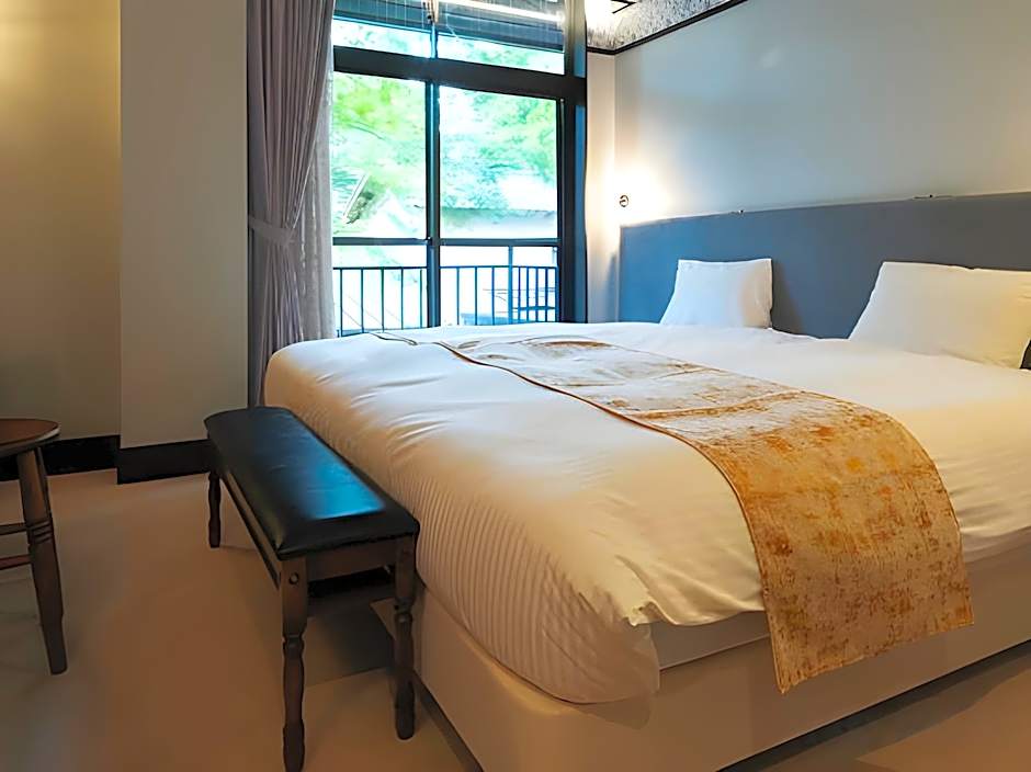 LONGINGHOUSE Kyukaruizawa Suwanomori