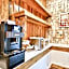 February Boutique Hotel Hwanggeum