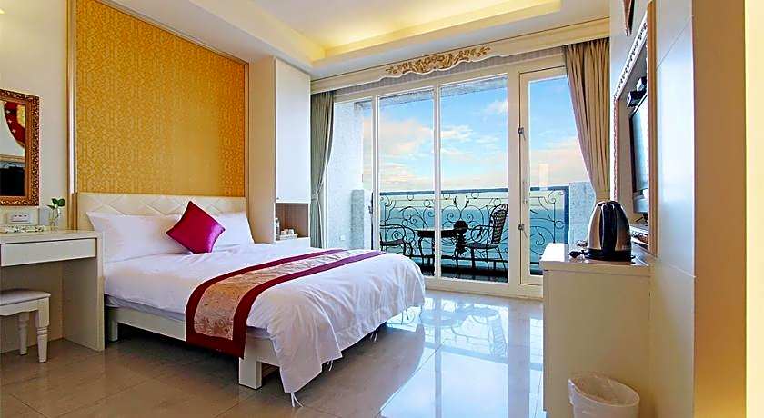 STARRISE LEISURE HOTEL