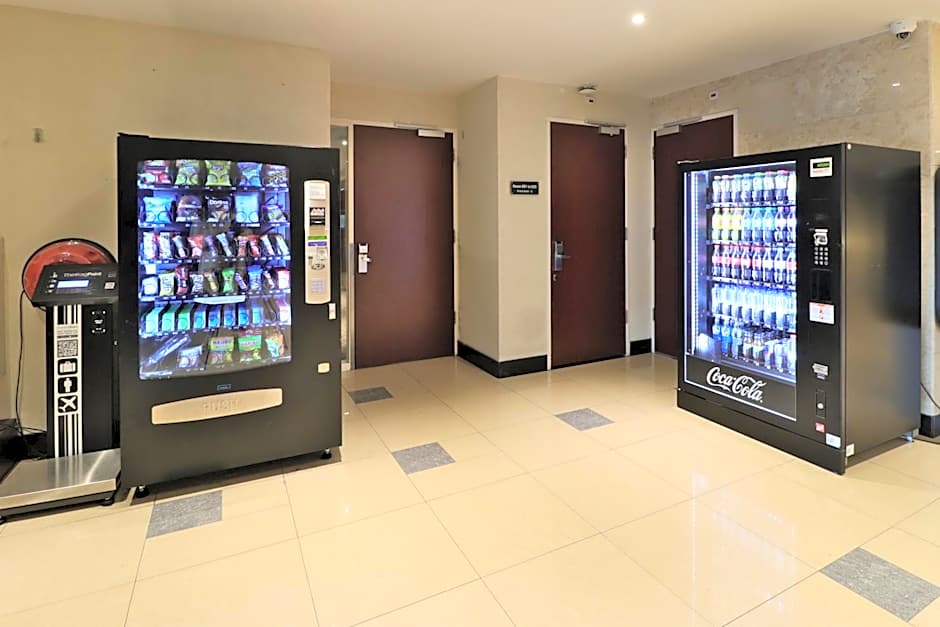 XO Hotels Blue Square