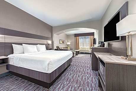Executive King Room - Non-Smoking