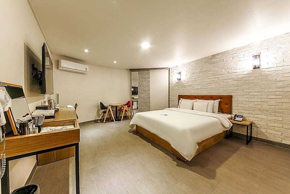 Winner Hotel