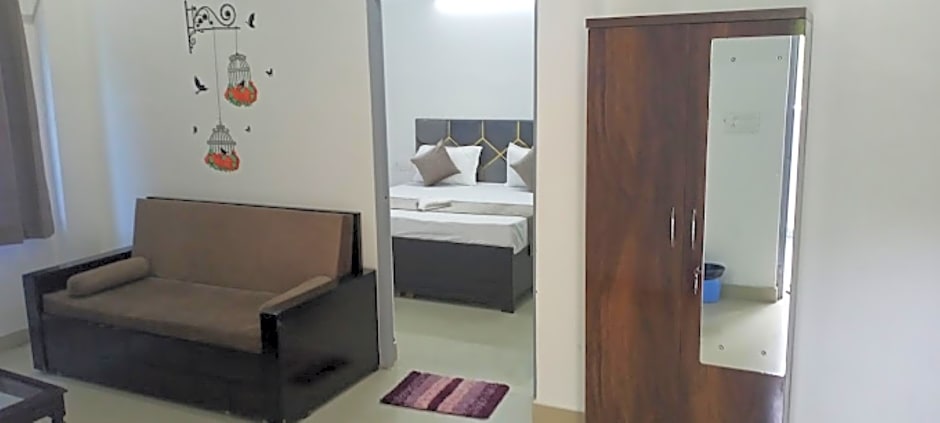 Goroomgo Komfy Stayz Dehradun