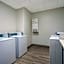 MainStay Suites Wilmington - University Area