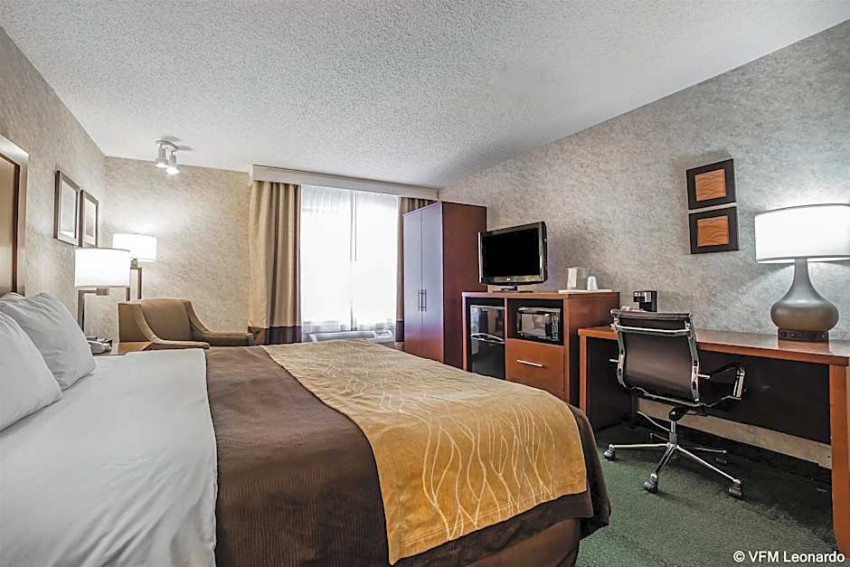 Yellowstone River Inn & Suites