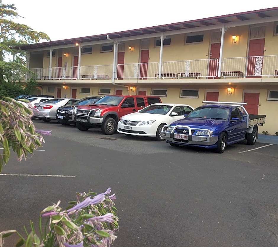 Riverview Motor Inn