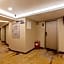 Discovery Hotel (Guangzhou Railway Station Sanyuanli Subway Station)