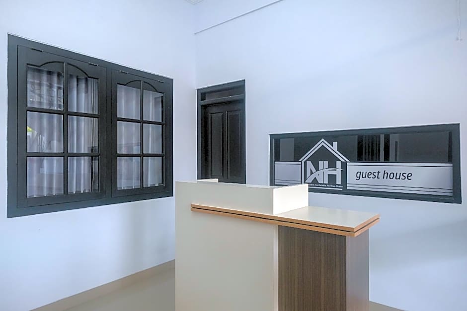 RedDoorz Syariah near UNIMUS Semarang