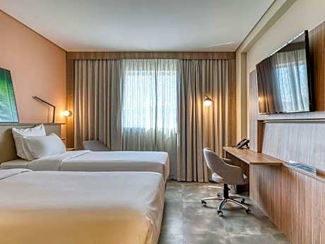 Executive Room with Two Twin Beds