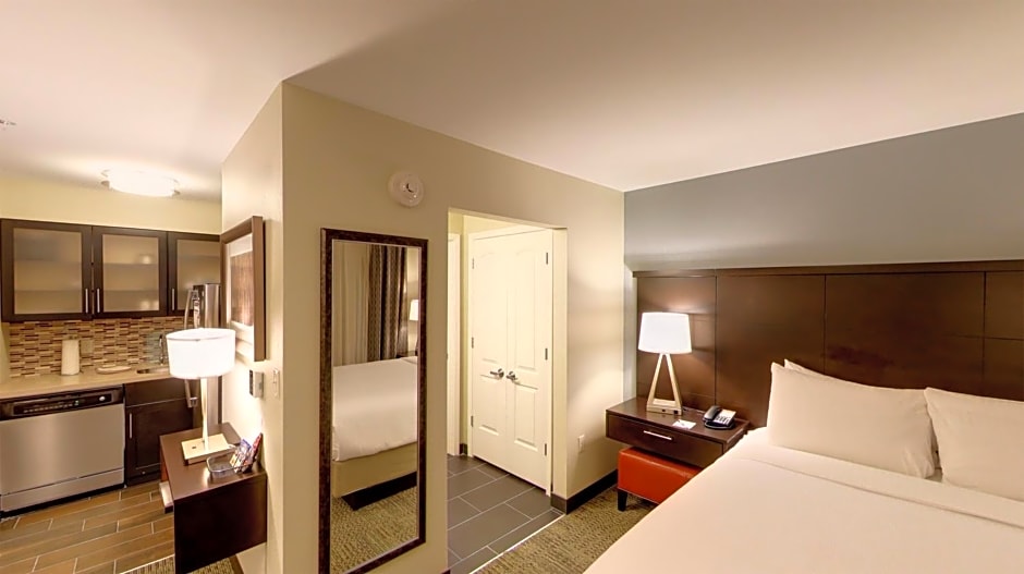 Staybridge Suites Ann Arbor- Research Pkwy