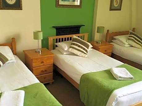 Triple Room with Shower