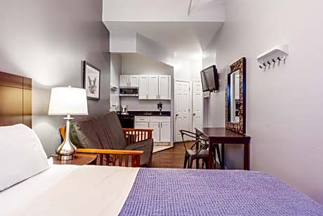 Standard Bedroom with Private Bath