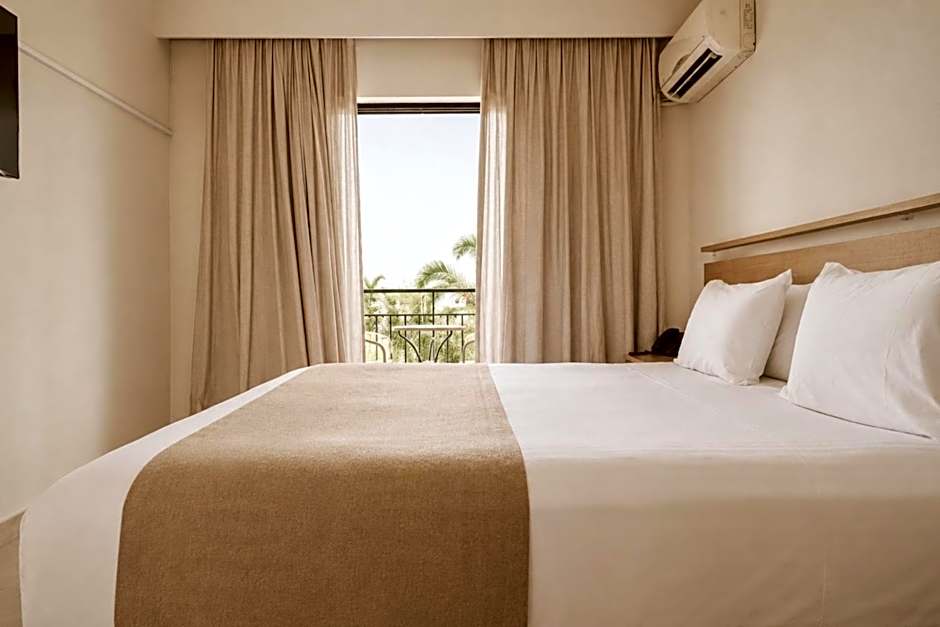 Ilios Hotel, Adults Only