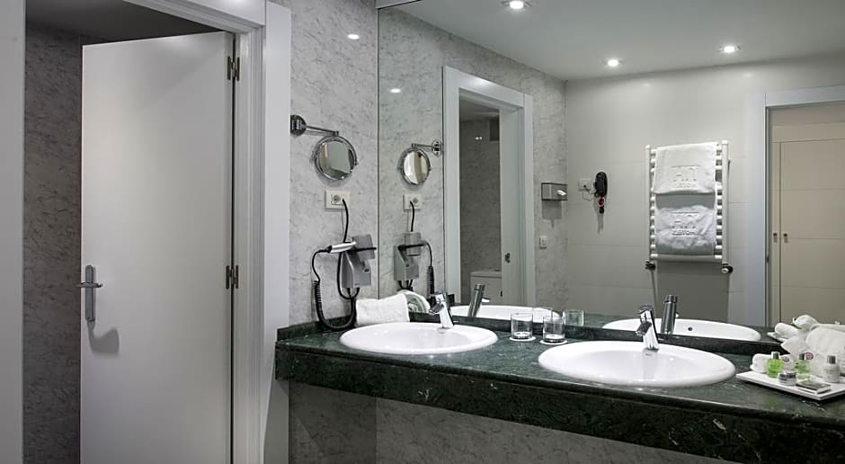 NH Collection Villa de Bilbao