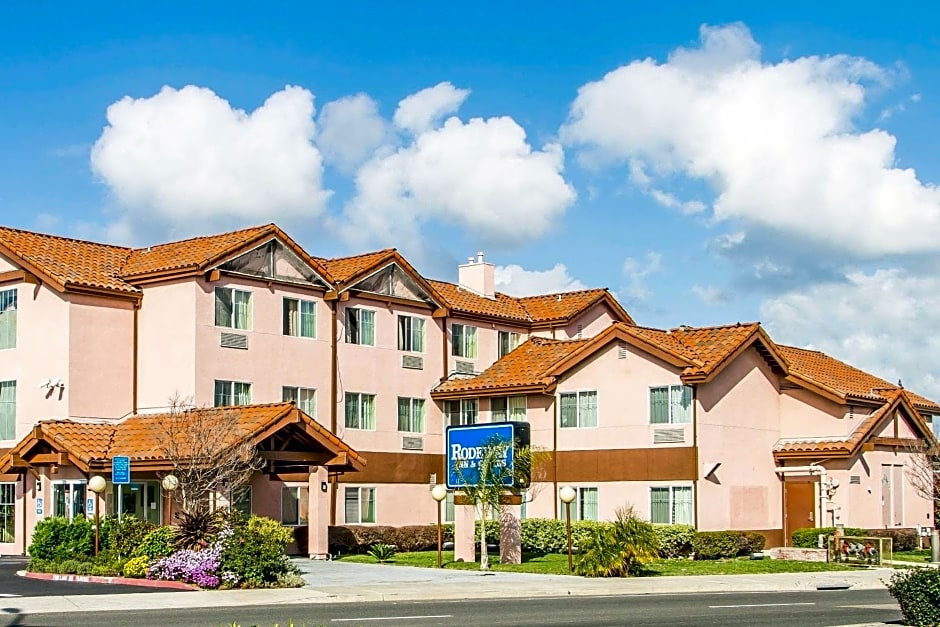 Rodeway Inn & Suites Hayward