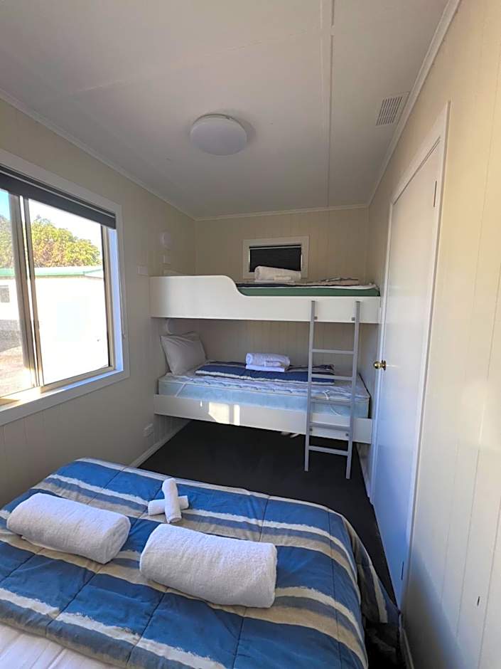 Strahan Beach Tourist Park