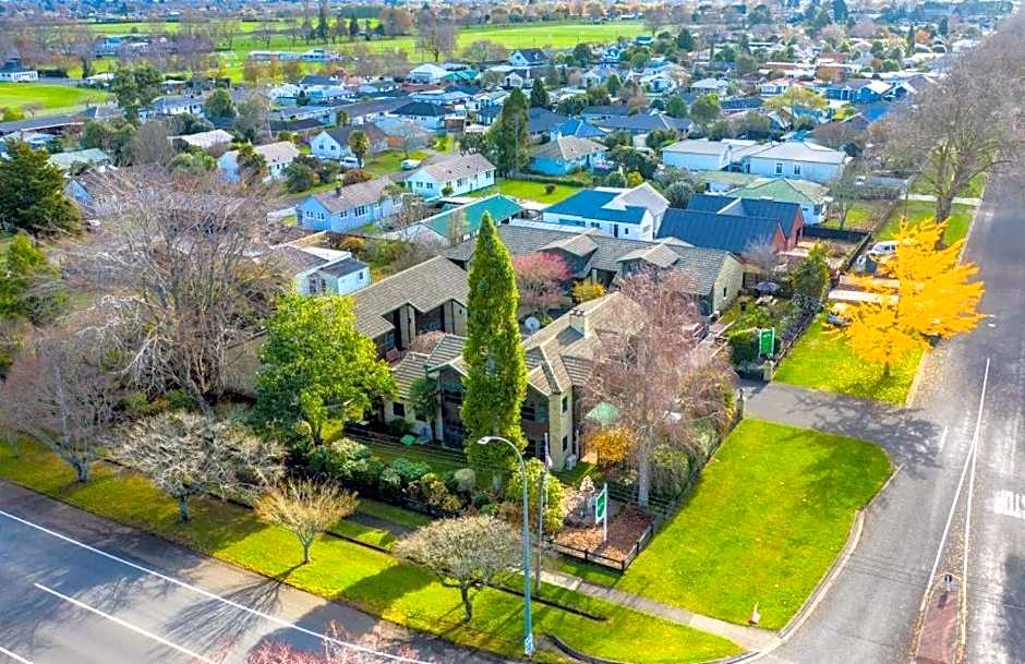 Cambridge Mews Motel