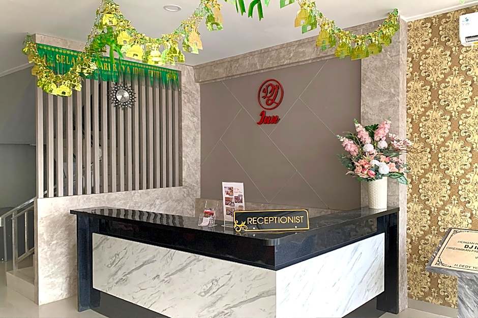 Urbanview Hotel DJ Inn Tegal