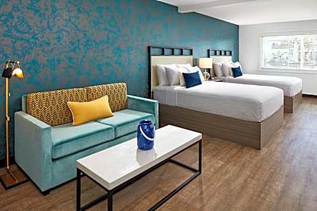Deluxe Double Room with Extra Bed