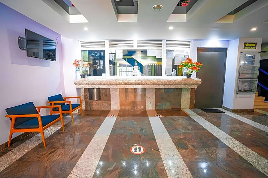 Hotel Embassy
