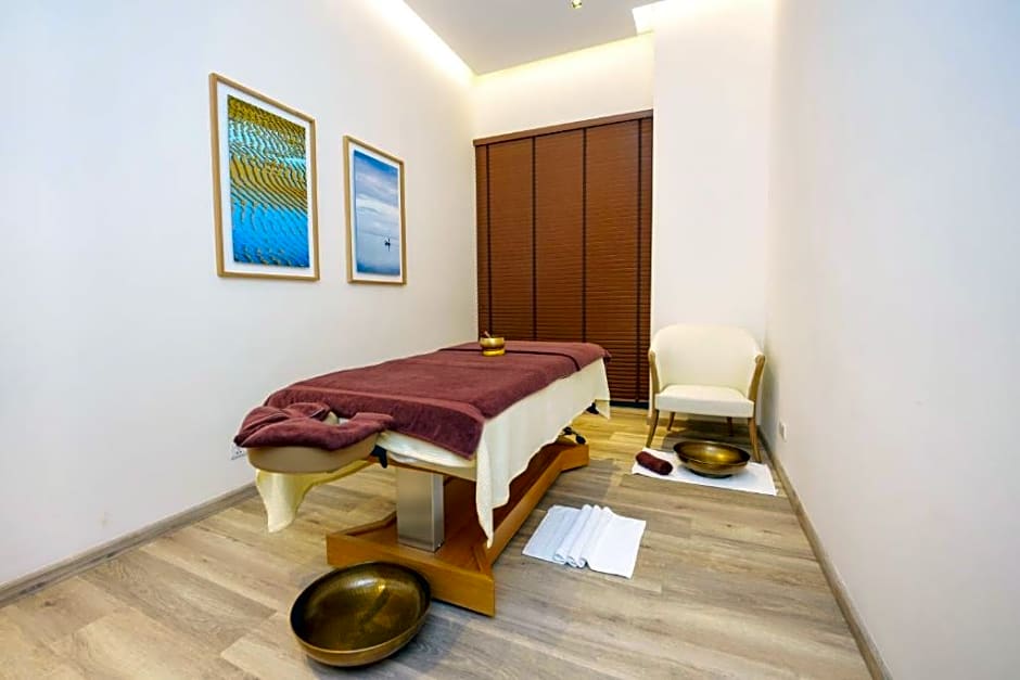 Ocean's Creek Beach Hotel