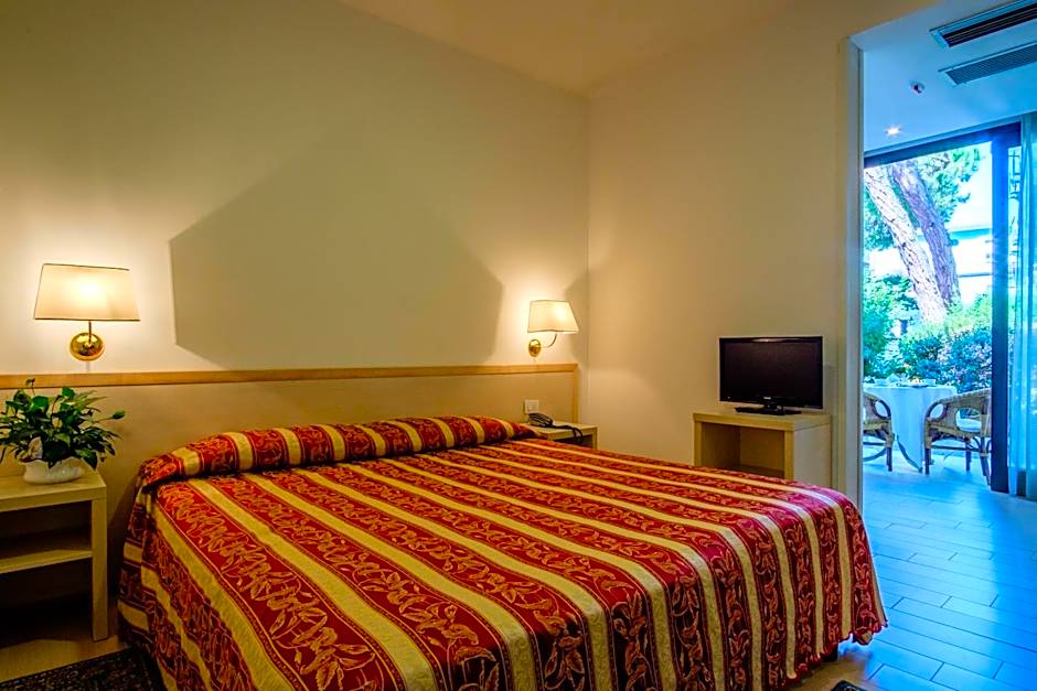 Hotel Bristol