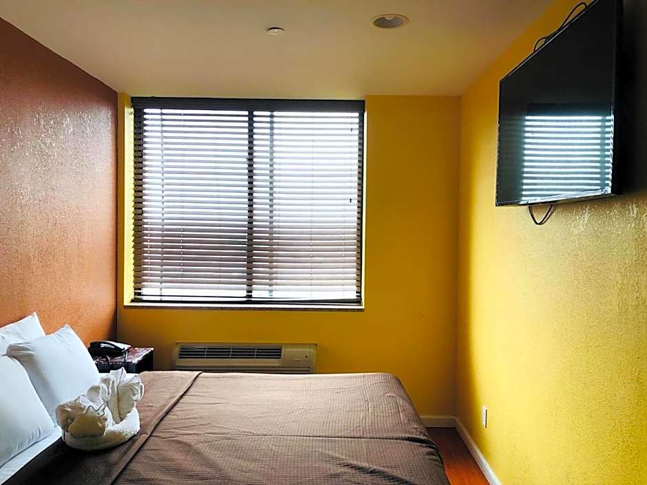 The Vue Express @ 39th Street