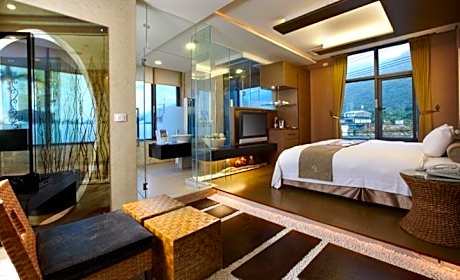 Double Room with Mountain View