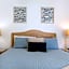 Surfside Buddina Beachfront 3bed Apt - Direct Beach Access
