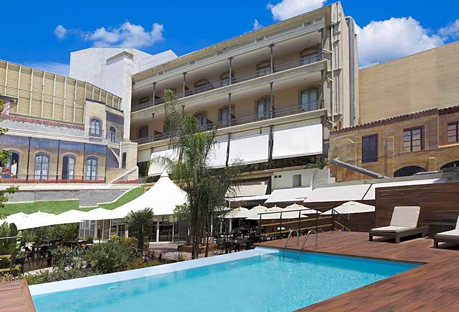 Catalonia Portal Del Angel