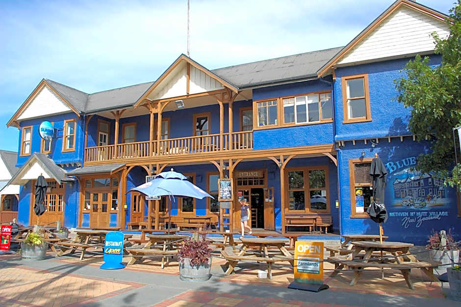 The Blue Pub