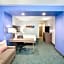 La Quinta Inn & Suites by Wyndham Dallas - Duncanville