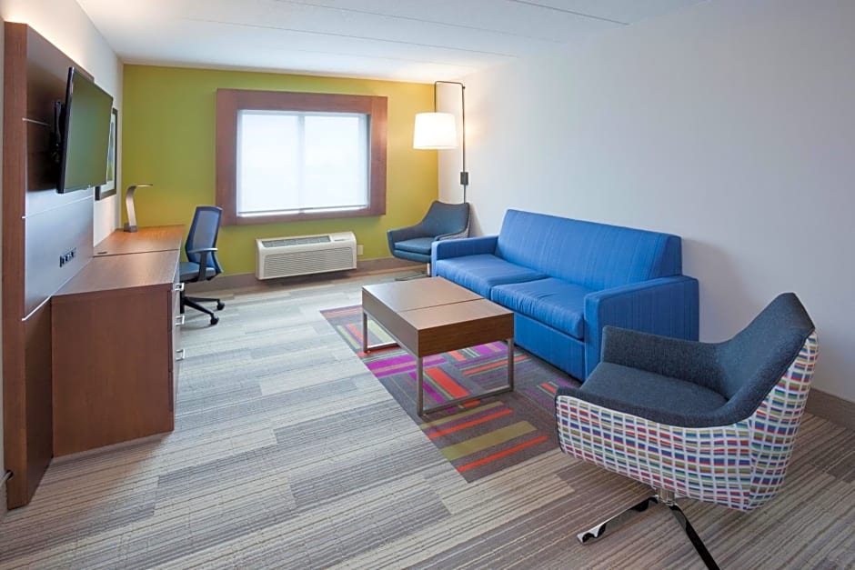 Holiday Inn Express Roseville-St. Paul By IHG