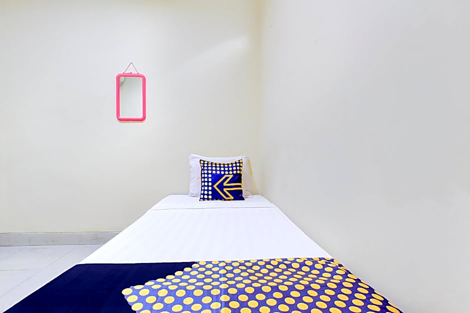 Hotel O Kenzie Bunkbed Syariah