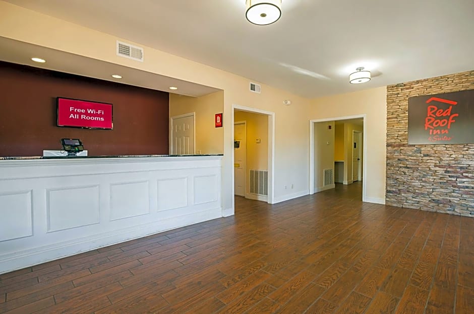 Red Roof Inn & Suites Scottsboro
