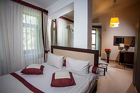 Family Suite with Balcony