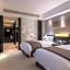Howard Johnson IFC Plaza Ningbo Hotel
