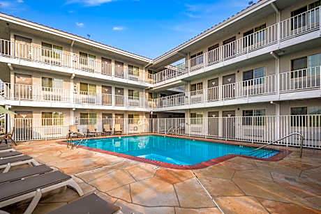 Studio 6-Fairfield, CA - Napa Valley