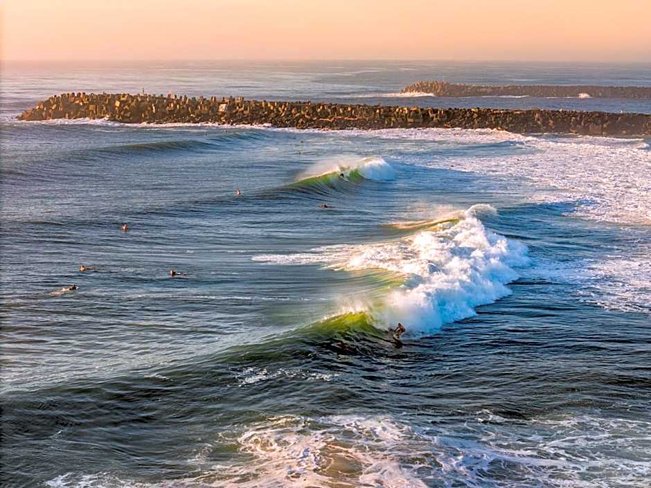 Riverside Holiday Apartments