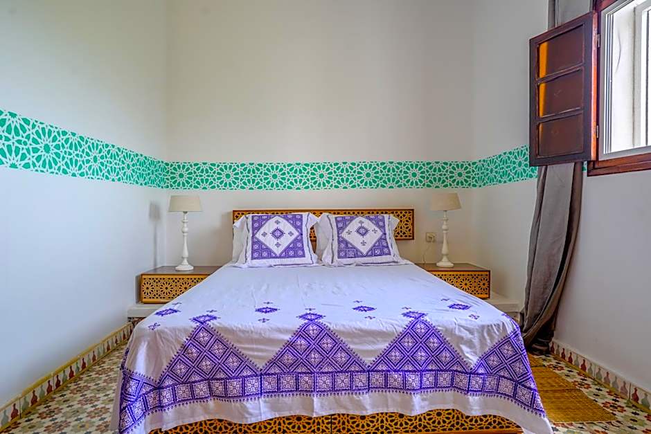 Riad Salt River