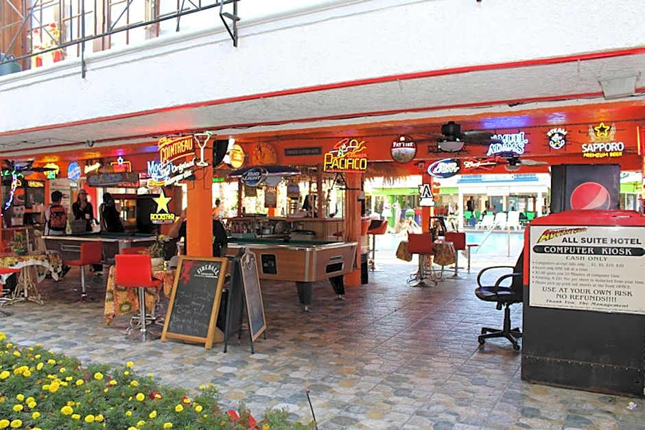 Tradewinds Airport Hotel