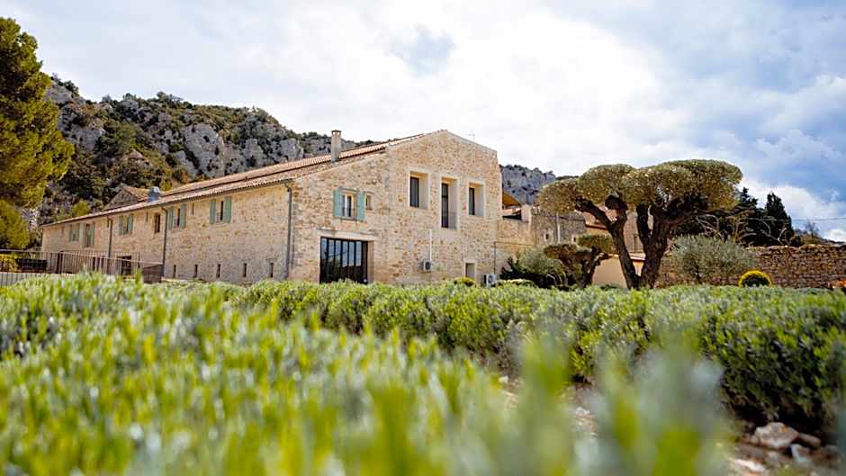 Maison CHENET - Les Chambres Entre Vigne et Garrigue - Teritoria
