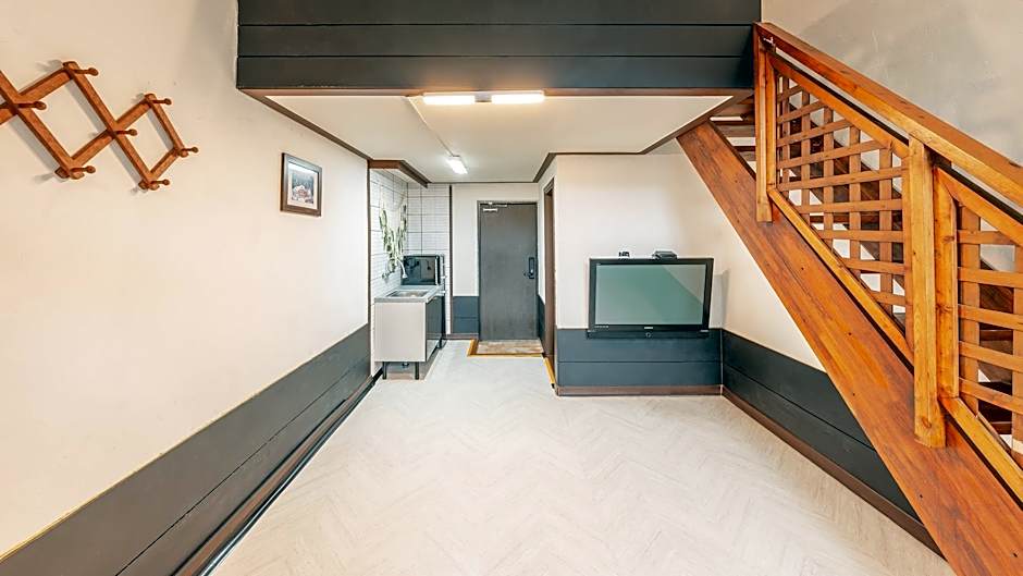 Gangchon Afternoon Pool Villa Pension