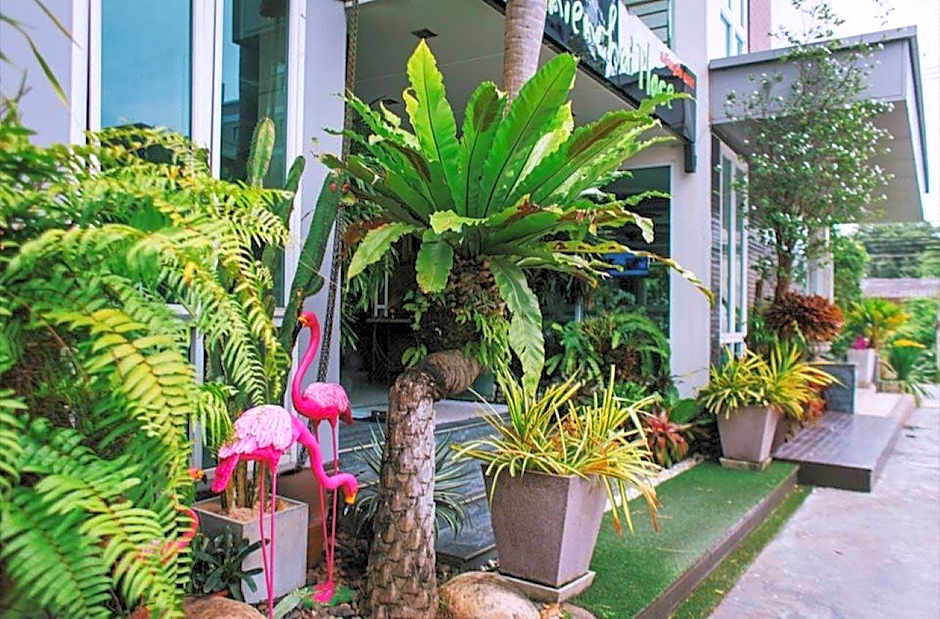 Rhienchai Place Hotel