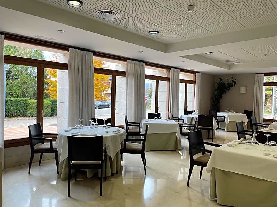 Parador De Puebla De Sanabria