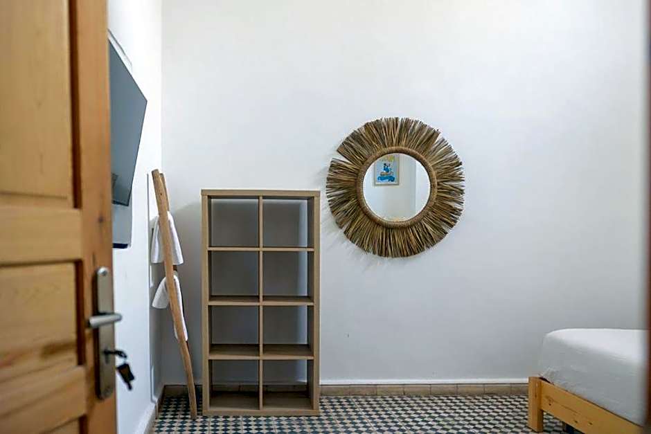 Hostel La Smala