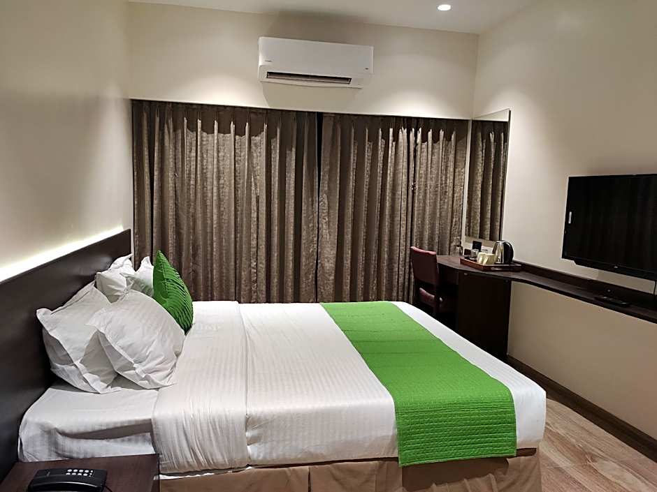 Hotel Janki Executive