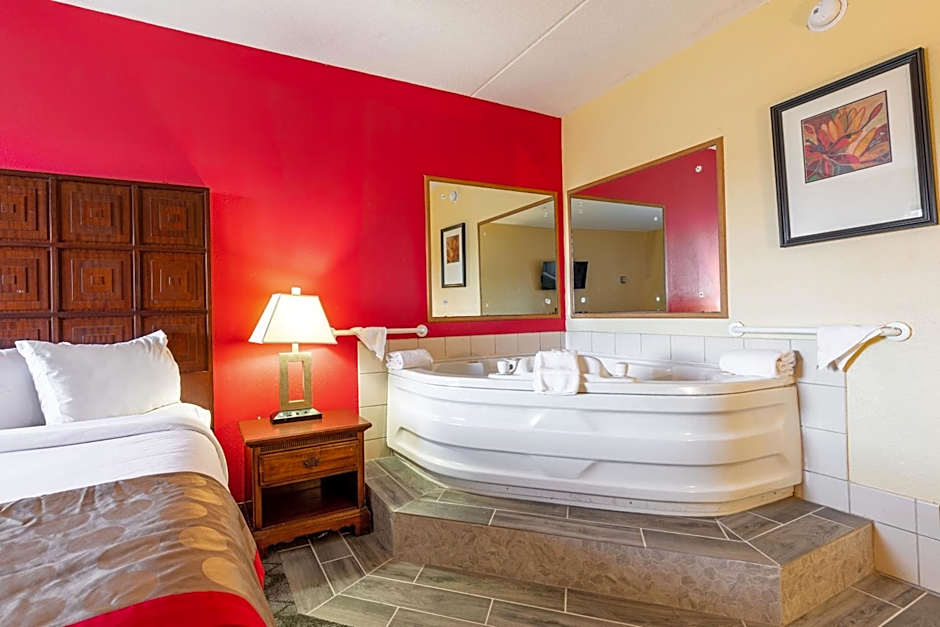 Ramada by Wyndham Columbus Polaris