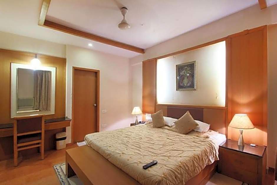 Hotel Roopa